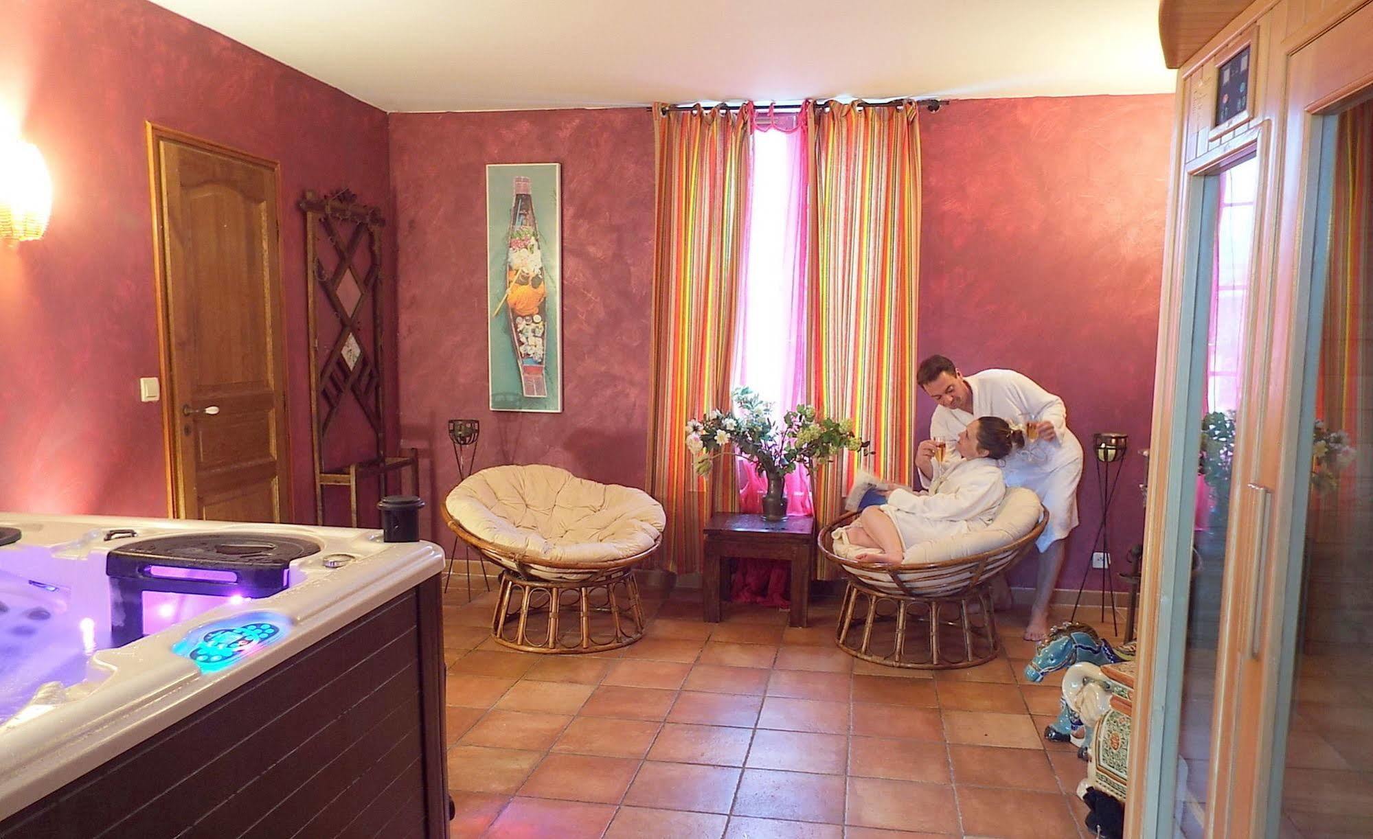 Les Roses De Montherlant Esterno foto